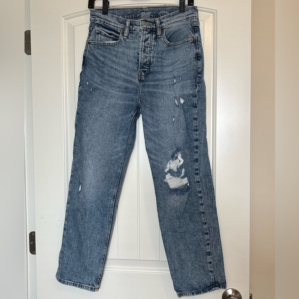 Old Navy Women's Distressed Light Blue Straight Leg Jeans